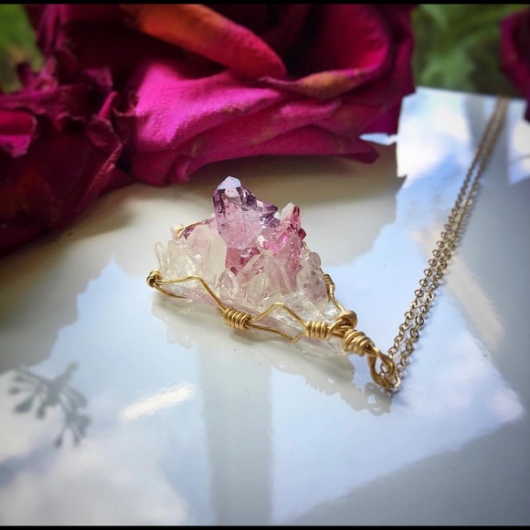 Handmade 14k Gold Crystal Cluster Necklace - Picture 2 of 3